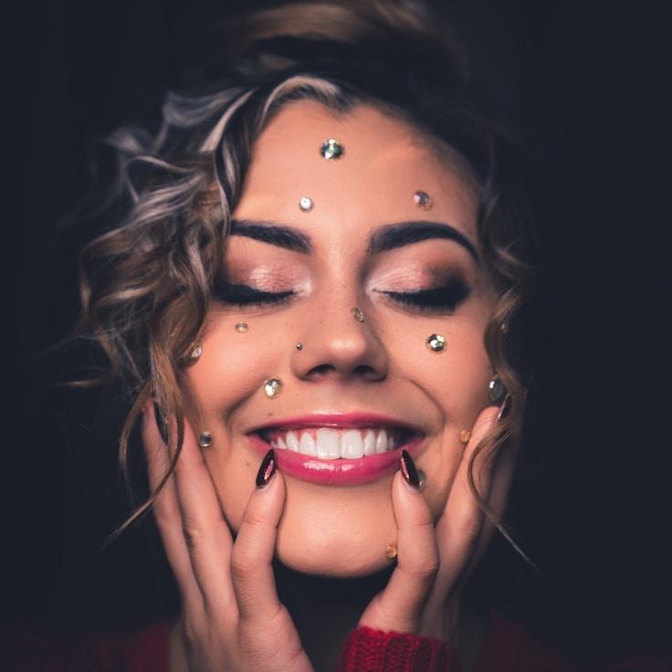 Liam Singh, Client Relations Director, discussing corporate gifting strategy with business clients